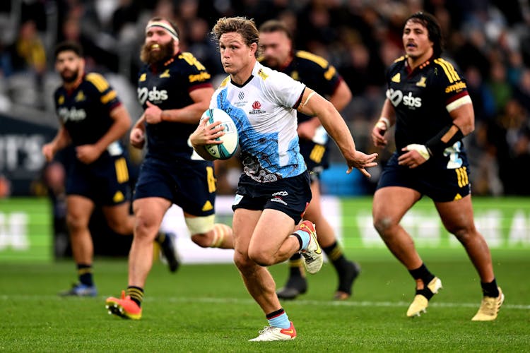 Michael Hooper was one of the best on the ground in the Waratahs 32-20 win over the Highlanders