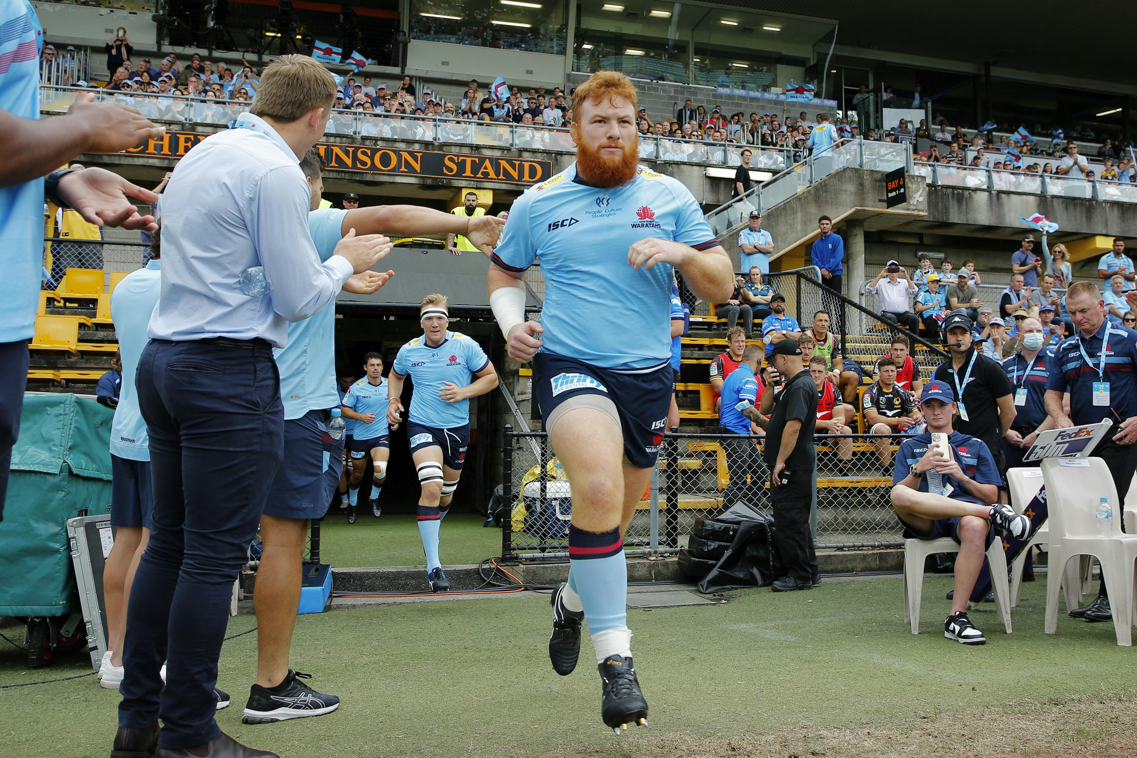 Harry Johnson-Holmes has re-signed with the NSW Waratahs